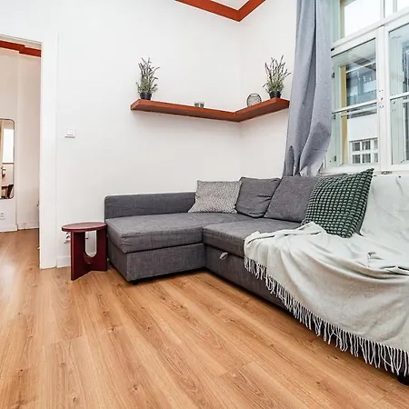 Charming, Modern, 1-bed Flat By Museum Of Lejlighed Prag